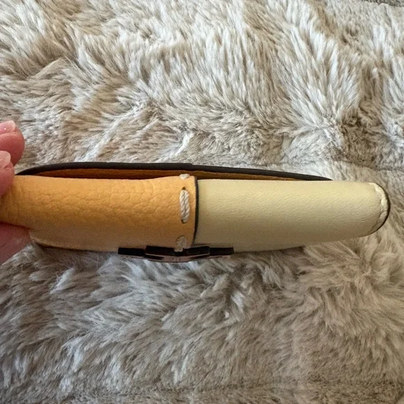 Tory Burch Two Tone Leather Card Wallet with Logo - Picture 4 of 5